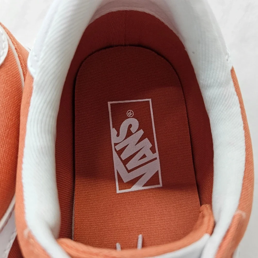 Vans Brooklyn Ls Canvas Sneakers VN000D7UEMR Coral Rust White Womens Size 9.5